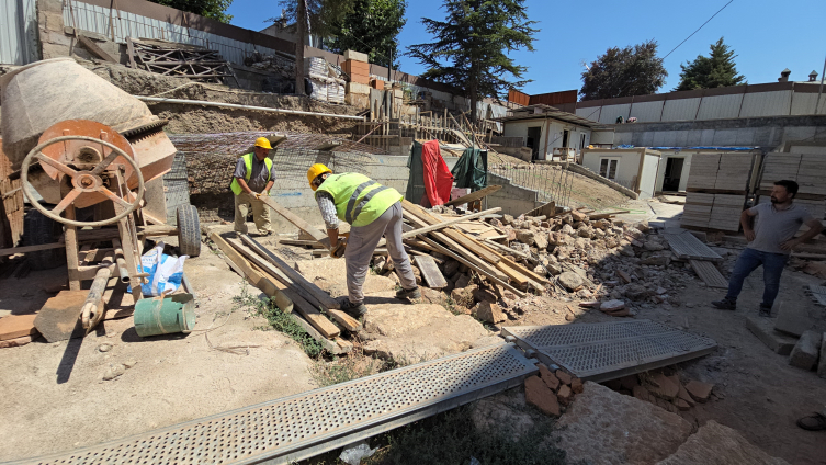 7 asırlık Gökmedrese restore ediliyor